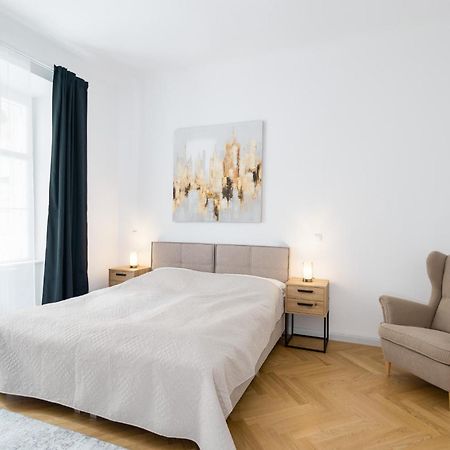 Apartment Ballgasse Luxury Vienna Esterno foto